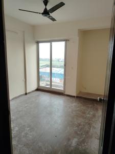 Bedroom Image of 550 Sq.ft 1 BHK Apartment / Flat for rent in Aditya Urban Homes, Bamheta Village Ghaziabad for Rs. 12000
