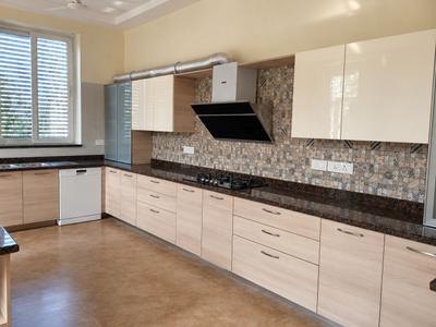 Kitchen Image of 10000 Sq.ft 5 BHK Independent House for rent in Neelankarai Chennai for Rs. 400000