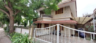Image of 3843 Sq.ft 4 BHK Independent House for sale in Ramdev Nagar, Ahmedabad for Rs. 80000000