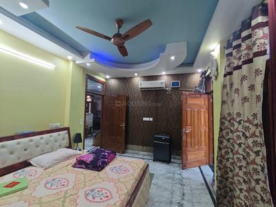 Bedroom Image of 1950 Sq.ft 3 BHK Builder Floor for rent in Eta I Greater Noida for Rs. 40000