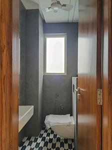 Common Bathroom Image of 1875 Sq.ft 4 BHK Builder Floor for sale in Indirapuram Ghaziabad for Rs. 23500000