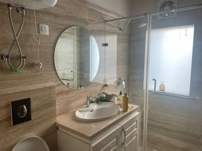 Bathroom Image of 2700 Sq.ft 4 BHK Builder Floor for rent in DLF Phase 1 Gurgaon for Rs. 125000