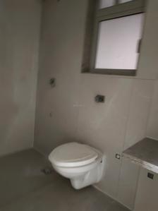 Common Bathroom Image of 750 Sq.ft 2 BHK Apartment / Flat for sale in Gurukrupa Marina Enclave Wings Q And R With Kindergarten Phase IV, Malad West Mumbai for Rs. 17500000