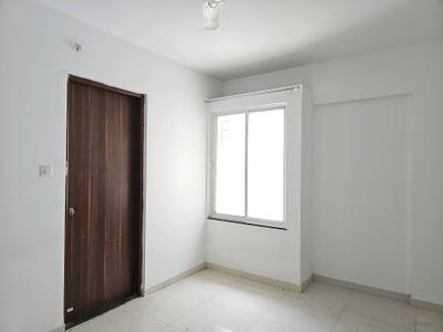 Bedroom Image of 1089 Sq.ft 2 BHK Apartment / Flat for rent in Majestique Manhattan B Building, Wagholi Pune for Rs. 22500