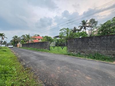 Image of 5220 Sq.ft Residential Plot / Land for sale in Aluva, Kochi for Rs. 3150000