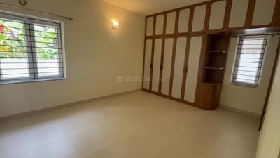 Bedroom Image of 1800 Sq.ft 3 BHK Independent House for rent in Thoraipakkam Chennai for Rs. 80000