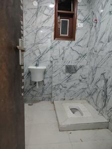 Common Bathroom Image of 1110 Sq.ft 3 BHK Apartment / Flat for sale in Mehrauli New Delhi for Rs. 7500000