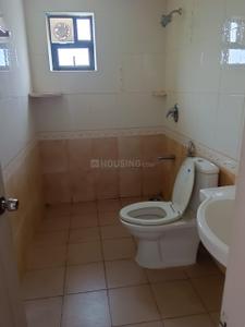 Bathroom Image of 1685 Sq.ft 3 BHK Apartment / Flat for sale in ABAD Harmony, Vyttila Kochi for Rs. 12000000