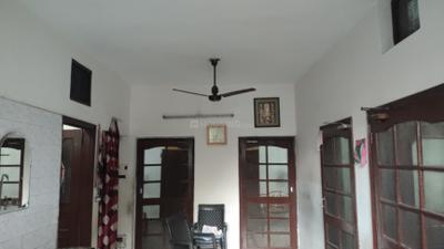 Bedroom Image of 1020 Sq.ft 7 BHK Independent House for sale in Ranjit Avenue Amritsar for Rs. 7500000
