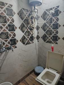 Bathroom Image of 900 Sq.ft 1 BHK Builder Floor for sale in RP Matiala Homes, Matiala New Delhi for Rs. 1800000