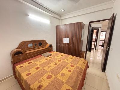 Bedroom Image of 1000 Sq.ft 2 BHK Builder Floor for rent in Model Town Ludhiana for Rs. 16500