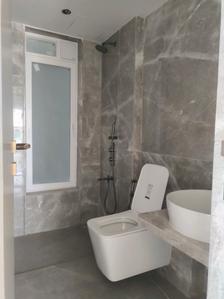Common Bathroom Image of 1500 Sq.ft 3 BHK Apartment / Flat for sale in Gurukrupa Vyom, Vile Parle West Mumbai for Rs. 82000000