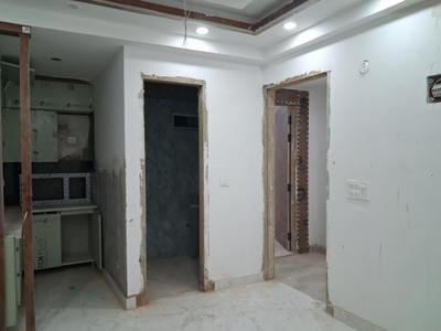 Living Room Image of 1040 Sq.ft 2 BHK Apartment / Flat for sale in Sector 72 Noida for Rs. 3850000