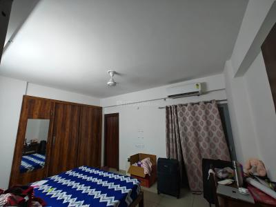 Bedroom Image of 1370 Sq.ft 2 BHK Apartment / Flat for sale in Shri Radha Sky Gardens Phase 1, Noida Extension Greater Noida for Rs. 9200000
