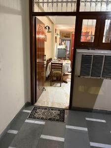 Bedroom Image of 900 Sq.ft 2 BHK Builder Floor for rent in Lajpat Nagar New Delhi for Rs. 48000