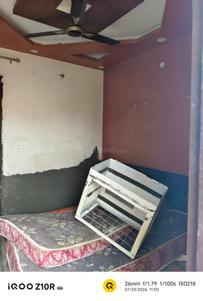 Bedroom Image of 400 Sq.ft 2 BHK Builder Floor for rent in Matiala New Delhi for Rs. 13000
