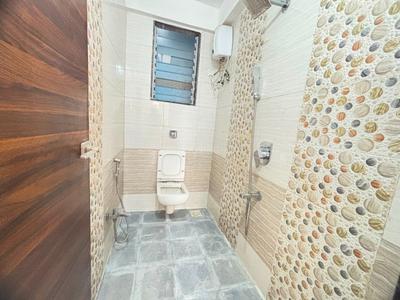 Bathroom Image of 2200 Sq.ft 4 BHK Apartment / Flat for sale in MMG Sunanda Sadan, Ulwe Navi Mumbai for Rs. 22000000