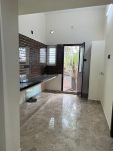 Kitchen Image of 600 Sq.ft 1 BHK Independent House for rent in Pozhichalur Chennai for Rs. 15000