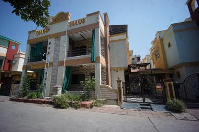 Image of 2700 Sq.ft 4 BHK Independent House for sale in New Ranip, Ahmedabad for Rs. 25000000