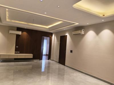 Living Room Image of 2850 Sq.ft 4 BHK Builder Floor for sale in DLF City Phase 1, DLF Phase 1 Gurgaon for Rs. 52000000