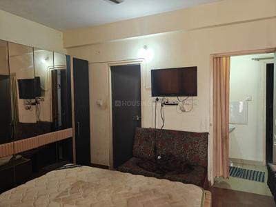 Bedroom Image of 1100 Sq.ft 2 BHK Apartment / Flat for rent in Digjyoti Lifestyle Blu, Salaiya Bhopal for Rs. 20000
