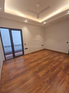 Bedroom Image of 5500 Sq.ft 4.5 BHK Builder Floor for sale in Rajouri Garden New Delhi for Rs. 115000000