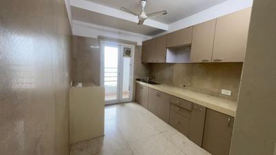 Kitchen Image of 950 Sq.ft 2 BHK Apartment / Flat for sale in Kanakia Paris, Bandra East Mumbai for Rs. 29000000