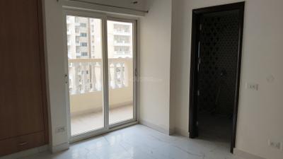 Bedroom Image of 1700 Sq.ft 3 BHK Apartment / Flat for sale in Purvanchal Royal City, Chi V Greater Noida for Rs. 18000000