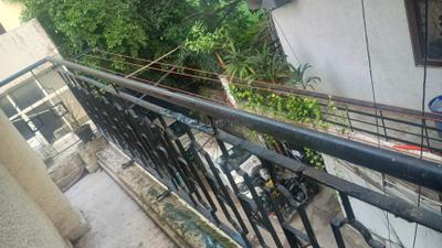 Balcony Image of 1450 Sq.ft 3 BHK Builder Floor for rent in Swaraj Homes RWA Sant Nagar, Sant Nagar New Delhi for Rs. 38000