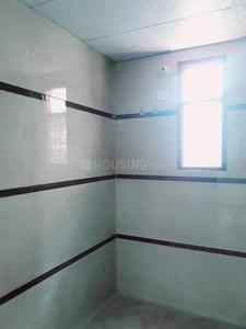 Bathroom Image of 1400 Sq.ft 3 BHK Apartment / Flat for sale in Sector 10A Gurgaon for Rs. 8180000