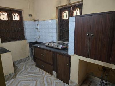 Kitchen Image of 1100 Sq.ft 2 BHK Independent House for rent in Dhakuria Kolkata for Rs. 18000