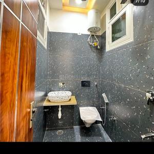 Bathroom Image of 1570 Sq.ft 3 BHK Apartment / Flat for rent in Mansarovar Jaipur for Rs. 32000