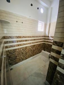 Bathroom Image of 720 Sq.ft 2 BHK Apartment / Flat for sale in Tollygunge Kolkata for Rs. 2300000