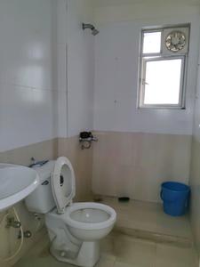 Common Bathroom Image of 950 Sq.ft 2 BHK Apartment / Flat for sale in Hiranandani Estate Avila, Hiranandani Estate Thane for Rs. 15000000