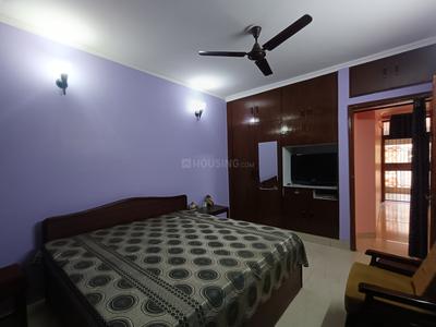 Bedroom Image of 1125 Sq.ft 2 BHK Builder Floor for sale in Chittaranjan Park New Delhi for Rs. 20000000