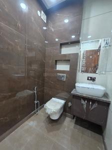 Bathroom Image of 1000 Sq.ft 2 BHK Builder Floor for rent in Subhash Nagar New Delhi for Rs. 32000