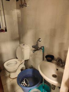 Bathroom Image of 2250 Sq.ft 3 BHK Builder Floor for rent in Sector 84 Faridabad for Rs. 32000