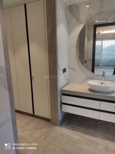 Bathroom Image of 4950 Sq.ft 4 BHK Builder Floor for sale in Punjabi Bagh New Delhi for Rs. 100000000