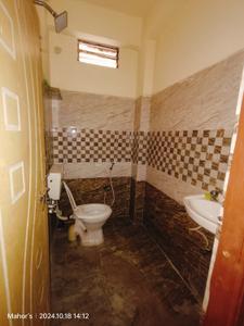 Bathroom Image of 1001 Sq.ft 2 BHK Independent House for rent in Attapur Hyderabad for Rs. 22000
