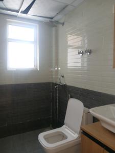 Common Bathroom Image of 1590 Sq.ft 3 BHK Apartment / Flat for sale in Chintels Serenity Pocket B Phase II, Sector 108 Gurgaon for Rs. 23900000