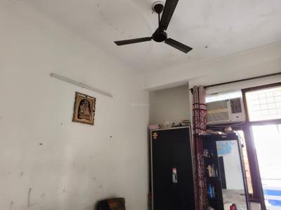 Bedroom Image of 1200 Sq.ft 3 BHK Apartment / Flat for sale in Indirapuram Ghaziabad for Rs. 10500000