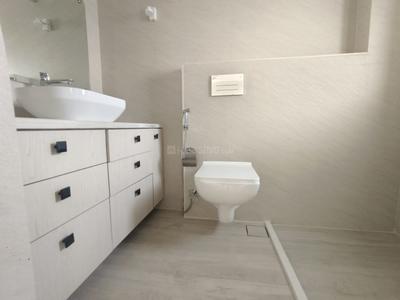Image of 1360 Sq.ft 3 BHK Apartment / Flat for sale in Bajaj Onyx, Khar West, Mumbai for Rs. 125000000