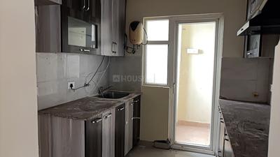 Kitchen Image of 1710 Sq.ft 4 BHK Apartment / Flat for rent in Paramount Emotions, Noida Extension Greater Noida for Rs. 26000