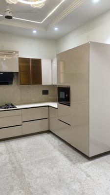Kitchen Image of 1728 Sq.ft 3 BHK Builder Floor for sale in Vikaspuri Luxury Homes, Vikaspuri New Delhi for Rs. 34500000