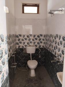 Bathroom Image of 2150 Sq.ft 3 BHK Penthouse for rent in Ashok Nagar Gorakhpur for Rs. 51000