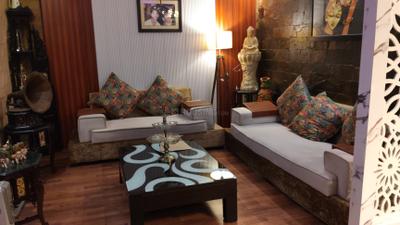 Living Room Image of 1600 Sq.ft 4 BHK Apartment / Flat for sale in Vasant Kunj New Delhi for Rs. 18500000