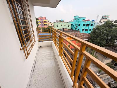 Balcony Image of 800 Sq.ft 2 BHK Apartment / Flat for sale in Hindmotor Hooghly for Rs. 2240000