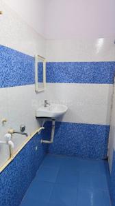 Bathroom Image of 425 Sq.ft 1 BHK Apartment / Flat for rent in Begumpet Hyderabad for Rs. 22000