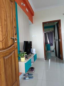 Living Room Image of 600 Sq.ft 1 BHK Apartment / Flat for rent in Halasuru Bengaluru for Rs. 30000