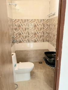 Bathroom Image of 2500 Sq.ft 4 BHK Independent House for sale in Rajajipuram Lucknow for Rs. 5900000